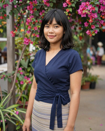 Phimpha, 29, Laotian woman from Pakse ready for lasting relationship