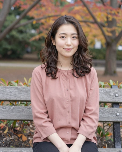 Hana, 25, Japanese woman from Osaka looking for genuine love connection